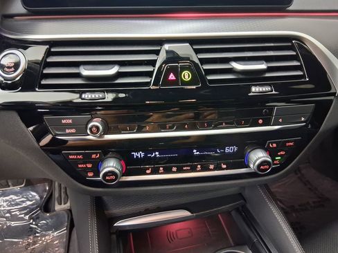 Certified 2023 BMW 540i w/ M Sport Package image 30