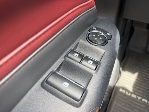Used 2025 Ford Mustang Premium RWD image 23
