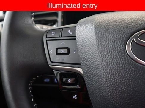 Used 2025 Toyota Camry SE image 20