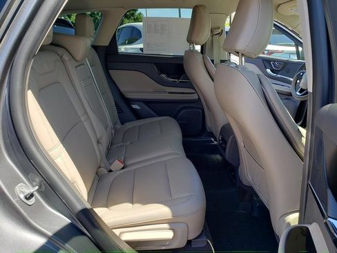 Used 2023 Lincoln Corsair AWD w/ Equipment Group 101A image 33