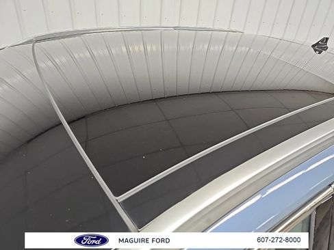 Used 2024 Lincoln Corsair Grand Touring image 14