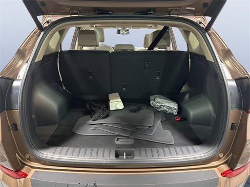 Used 2016 Hyundai Tucson Limited w/ Option Group 03 image 11