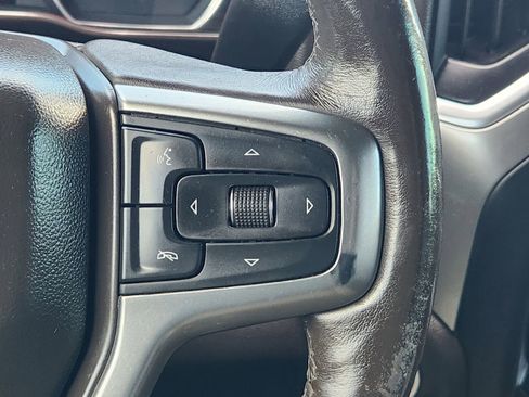 Used 2021 Chevrolet Silverado 1500 LT AWD/4WD image 32