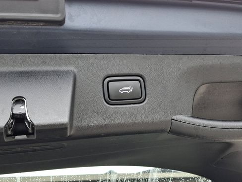 Certified 2025 Hyundai Tucson Limited image 33