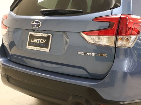Used 2022 Subaru Forester Premium AWD/4WD image 91