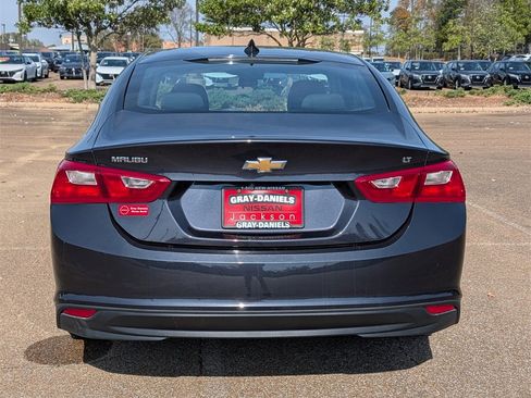 Used 2023 Chevrolet Malibu LT image 6