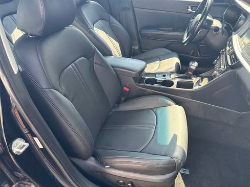 Used 2019 Kia Optima EX w/ EX Premium Package image 26