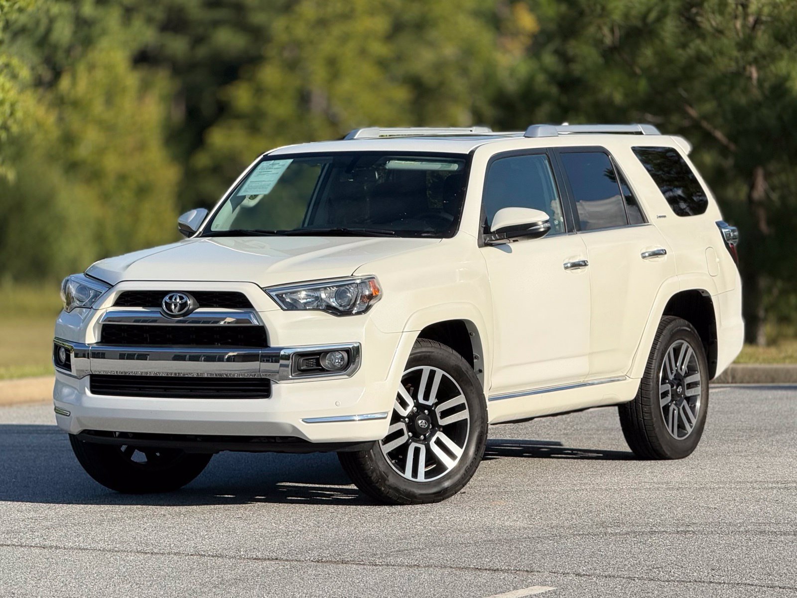 Used 2019 Toyota 4Runner Limited AWD/4WD image 7