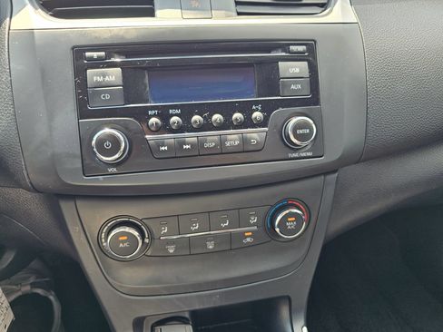 Used 2017 Nissan Sentra S FWD image 8