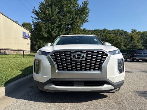Used 2021 Hyundai Palisade SEL FWD image 2