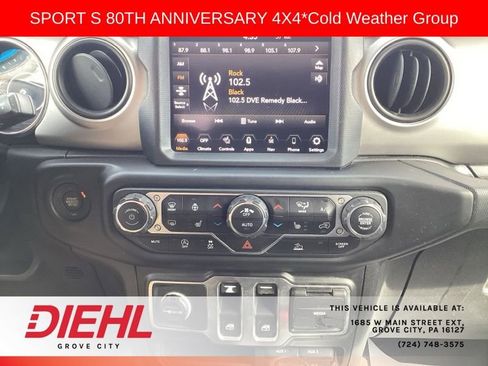 Used 2021 Jeep Wrangler Sport AWD/4WD image 32