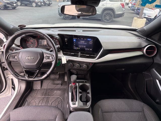 Certified 2024 Chevrolet Trax RS w/ Driver Confidence Package FWD image 12