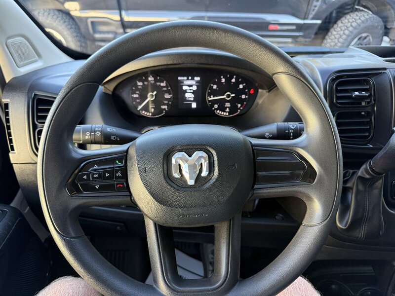 Used 2024 RAM ProMaster 3500 FWD image 5