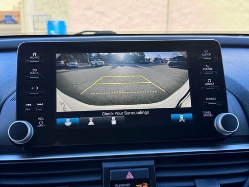 Used 2021 Honda Accord EX image 12