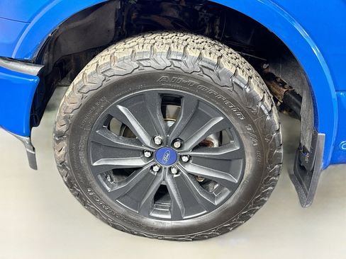 Used 2019 Ford F150 Lariat w/ Equipment Group 502A Luxury image 38