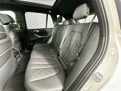 Used 2025 BMW X5 xDrive40i image 27