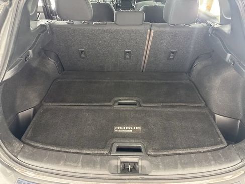 Used 2021 Nissan Rogue Sport SV FWD image 25
