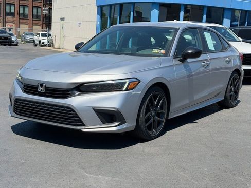 Used 2023 Honda Civic Sport image 1