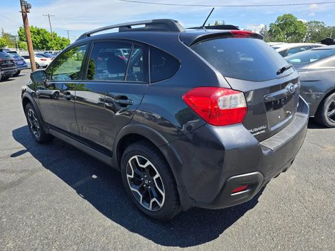Used 2016 Subaru Crosstrek 2.0i Premium w/ Moonroof Package AWD/4WD image 3