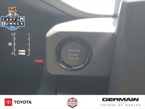 Certified 2025 Toyota Tacoma SR5 AWD/4WD image 33