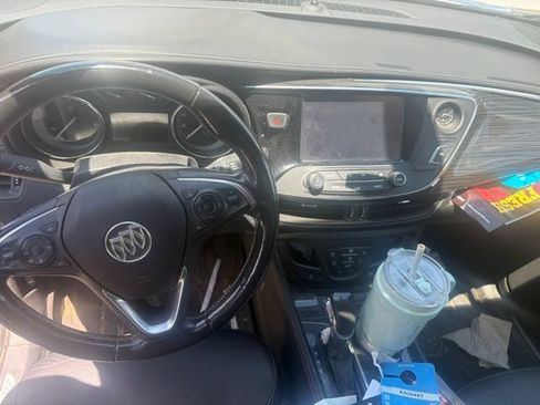 Used 2017 Buick Envision Essence FWD image 7