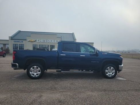 Used 2022 Chevrolet Silverado 2500 LTZ image 23