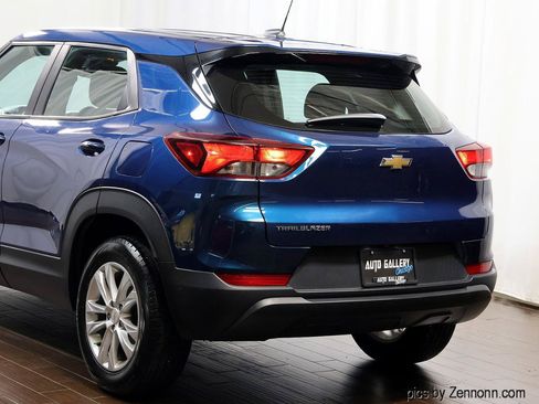 Used 2021 Chevrolet TrailBlazer LS FWD image 8