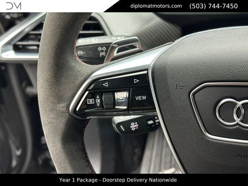 Used 2022 Audi RS e-tron GT w/ Year 1 Package image 29