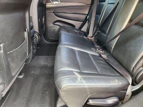 Used 2021 Jeep Grand Cherokee Limited image 9