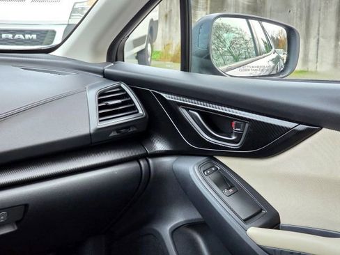 Used 2017 Subaru Impreza 2.0i Premium w/ BSD & Rcta/SRF/Eyesight image 22