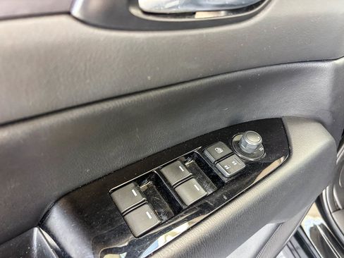 Used 2021 MAZDA CX-5 Touring image 25