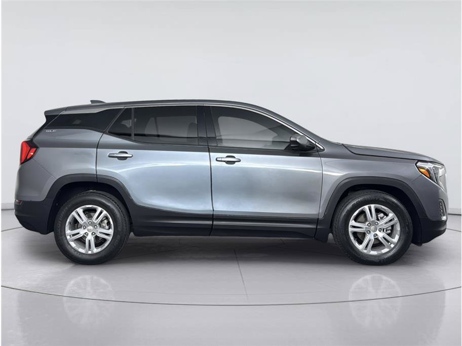 Used 2020 GMC Terrain SLE FWD image 6