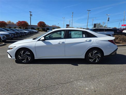 New 2026 Hyundai Elantra Limited image 7