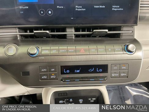 Used 2024 Hyundai Kona SEL FWD image 36