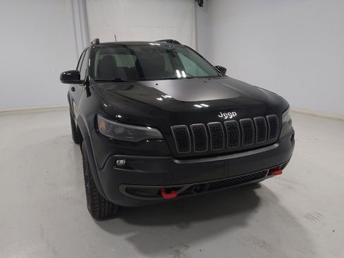 Used 2022 Jeep Cherokee Trailhawk w/ Premium Leather Package AWD/4WD image 14