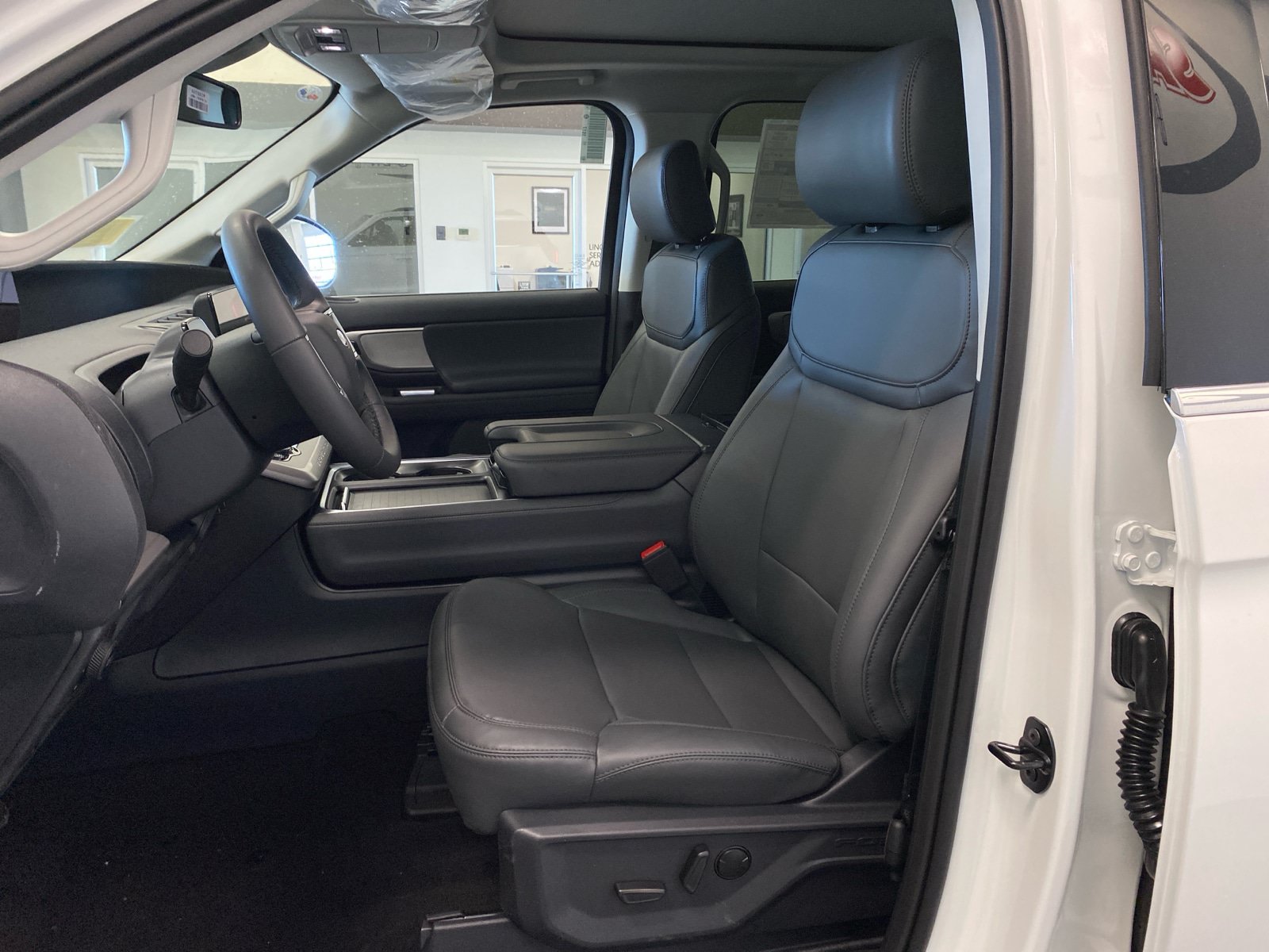 New 2026 Ford Expedition Active AWD/4WD image 19