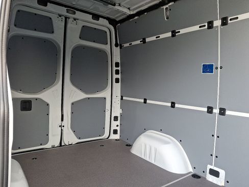 New 2026 Mercedes-Benz Sprinter 2500 image 6