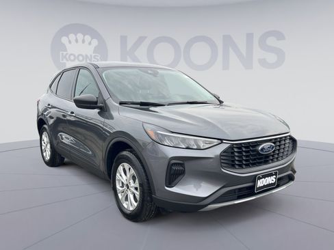Used 2025 Ford Escape Active image 10