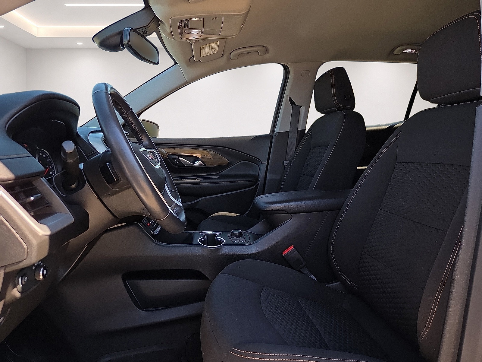 Used 2021 GMC Terrain SLE w/ Driver Convenience Package AWD/4WD image 14