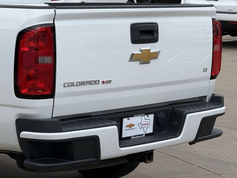 Used 2020 Chevrolet Colorado LT w/ LT Convenience Package image 6