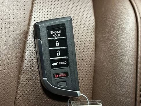 Used 2024 Acura MDX SH-AWD w/ Advance Package image 41