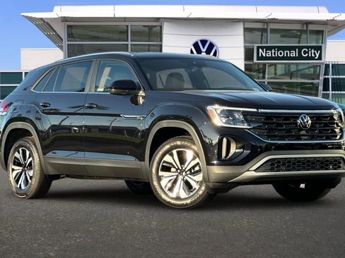 New 2026 Volkswagen Atlas Cross Sport SE image 2