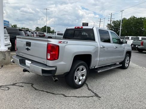 Used 2018 Chevrolet Silverado 1500 LTZ Z71 w/ LTZ Plus Package AWD/4WD image 26