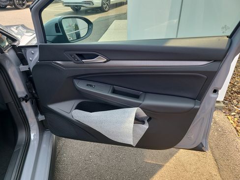 New 2025 Volkswagen GTI Autobahn image 7