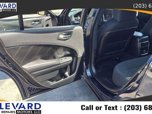 Used 2011 Dodge Charger R/T w/ Driver Confidence Group AWD/4WD image 29
