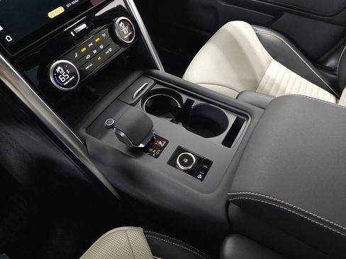 Certified 2023 Land Rover Discovery S R-Dynamic AWD/4WD image 37