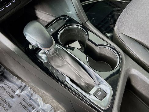 Certified 2023 Buick Encore GX Select w/ Sport Touring Package image 16