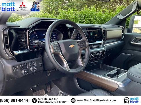 Used 2024 Chevrolet Silverado 2500 High Country image 15