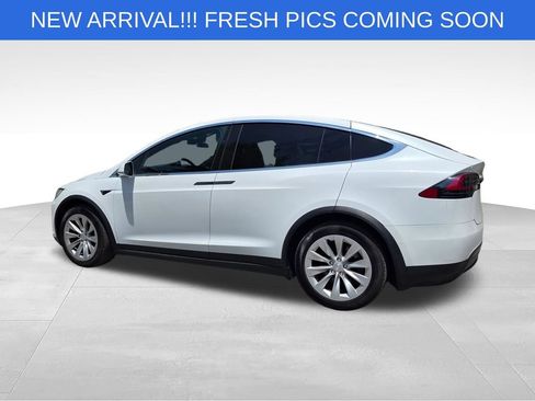 Used 2020 Tesla Model X Long Range AWD/4WD image 4
