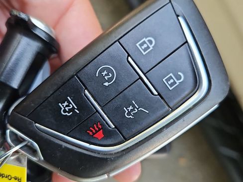 Used 2022 Cadillac Escalade Sport AWD/4WD image 39